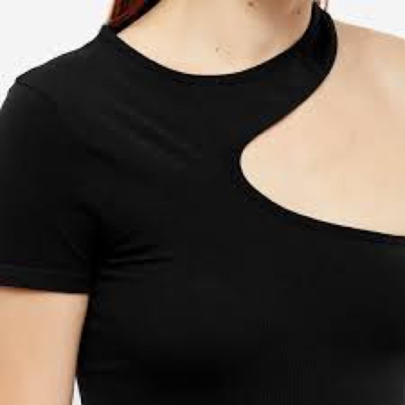 NWT Helmut Lang Black Cut-Out Short Sleeve
Seemless Jersey Tee Size M/L - Picture 3 of 6